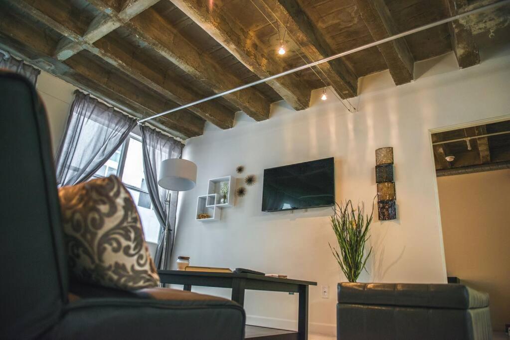 Newly Renovated 1Bdrm Loft Dtla And Rooftop Pool Appartement *